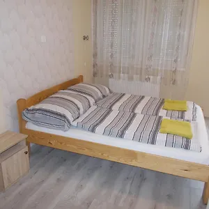 ellenőrizze a rendelkezésre állást