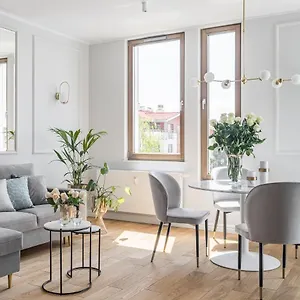 https://oneapartments-white.sopothotels.com