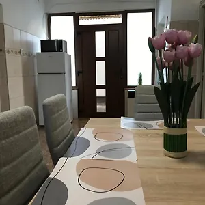 https://summer-apartman.hotels-hajduszoboszlo-hungary.com